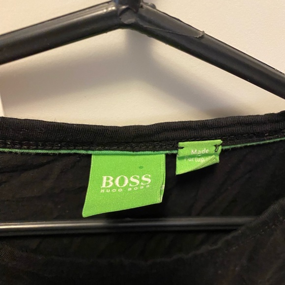 Men’s Hugo Boss Tshirt - Picture 3 of 6